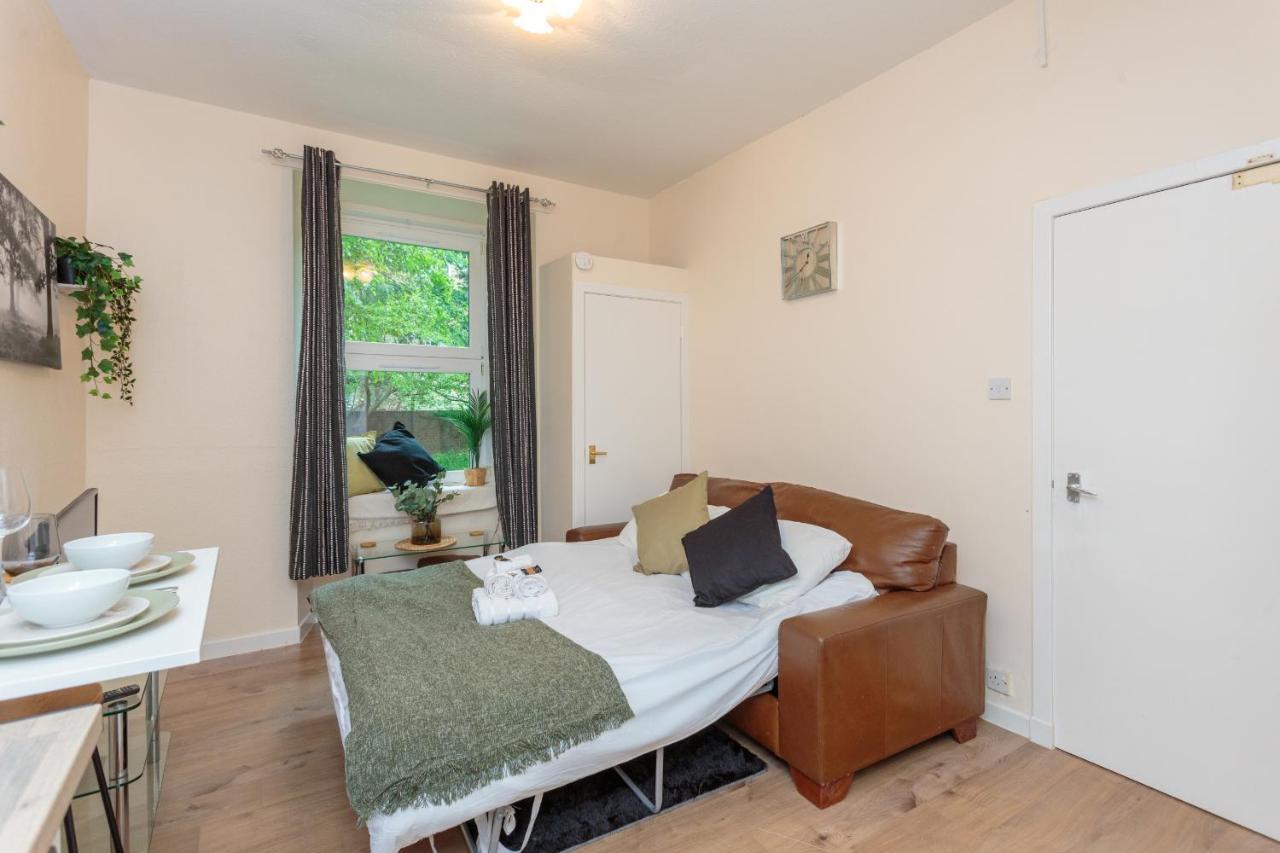Cozy 1B Groundfloor - 8 Minute From City Centre Edinburgh Exterior photo